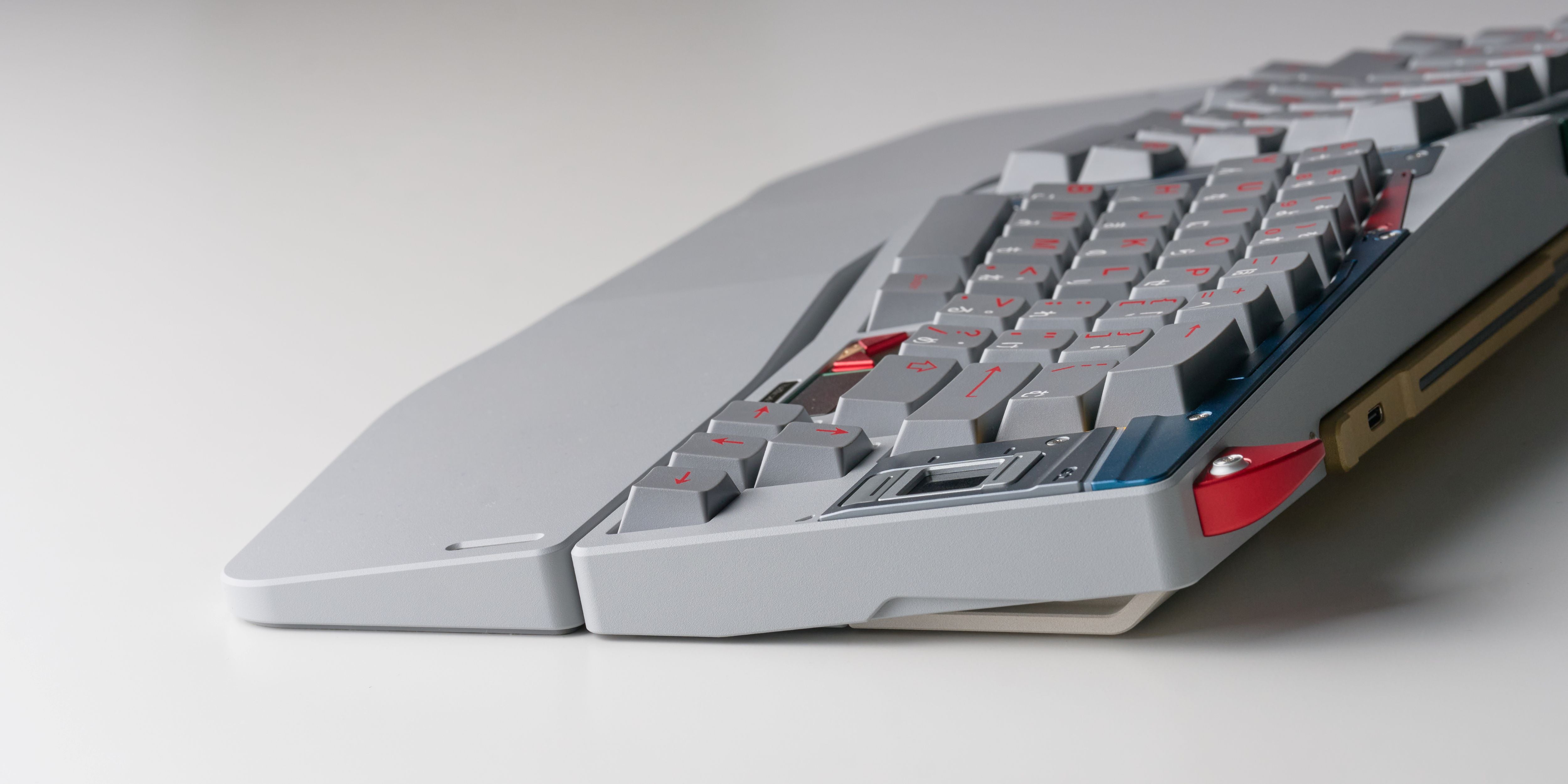 HellCat Alice Mech-01 Custom Mechanical Keyboard – Qwertykeys