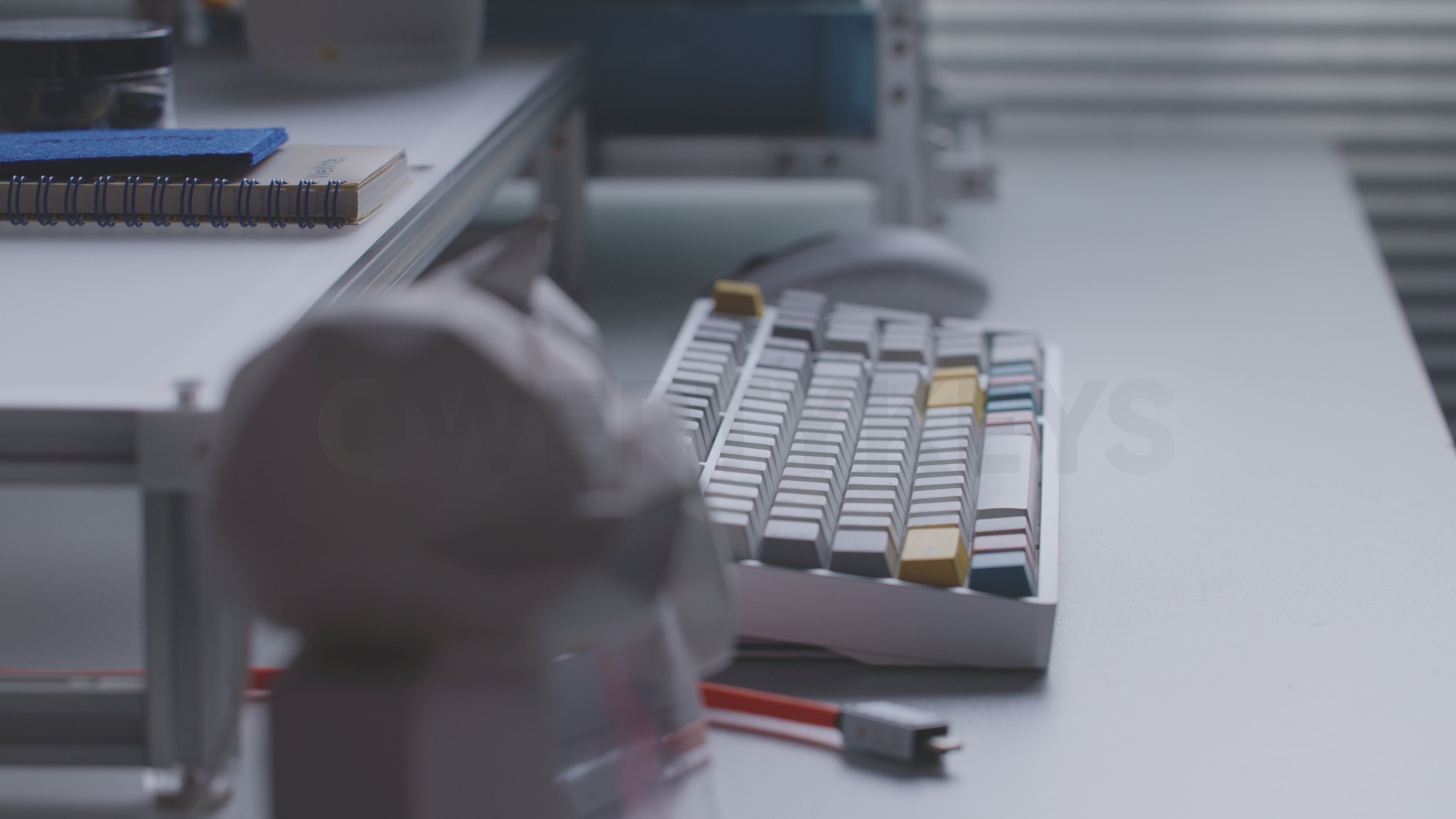 Qwertykeys QK100 E-Cream キーボード本体 QK100 Mk2 Tri-mode Mechanical Keyboard (Launch on July 24 EDT